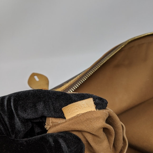 LOUIS VUITTON LOCKIT HORIZONTAL hand bag - Picture 6 of 15